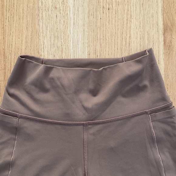 Athleta Transcend Stash Crop Straight Leg - Picture 3 of 11